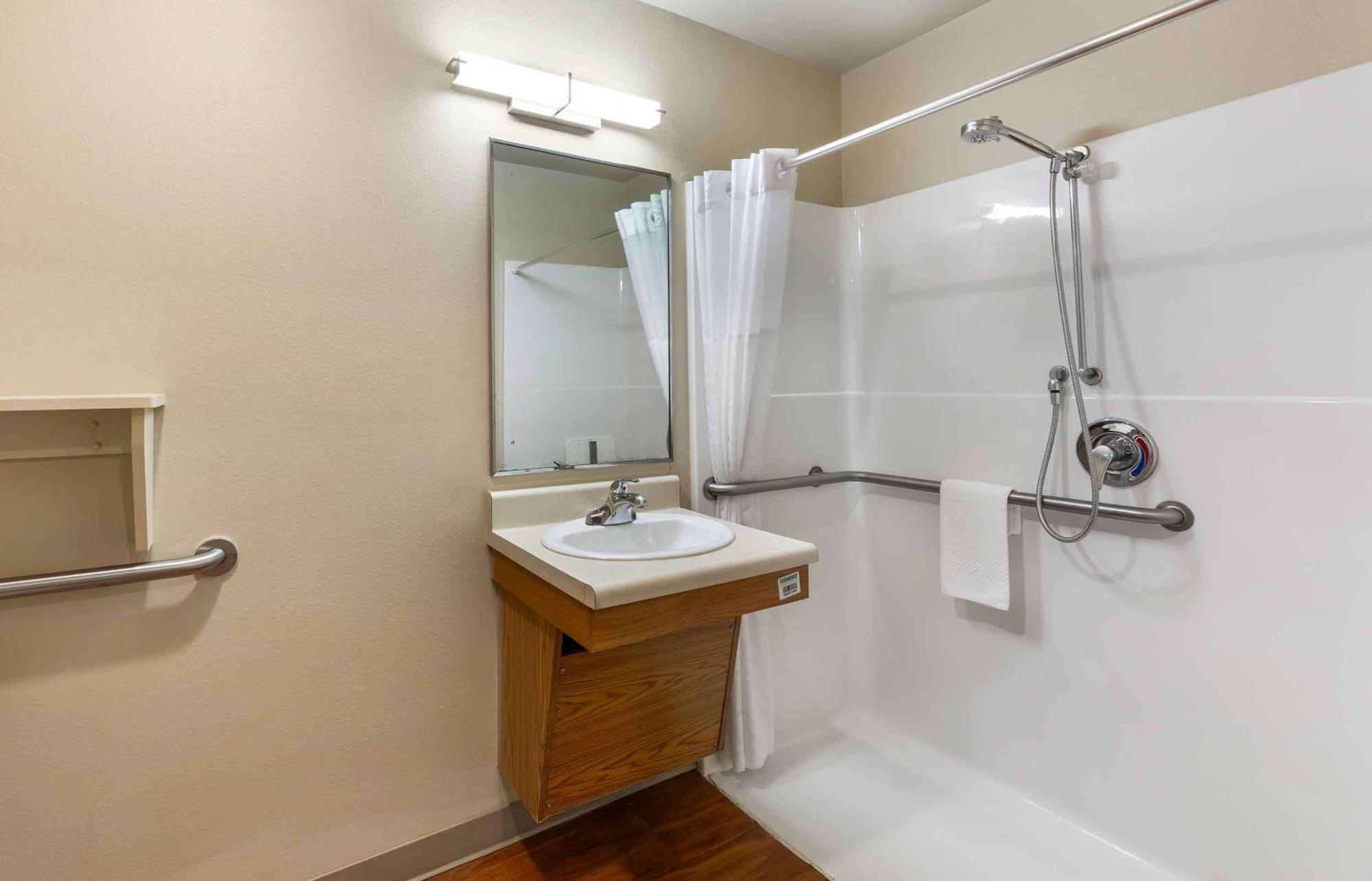 Extended Stay America Select Suites - Akron - South Portage Lakes ภายนอก รูปภาพ